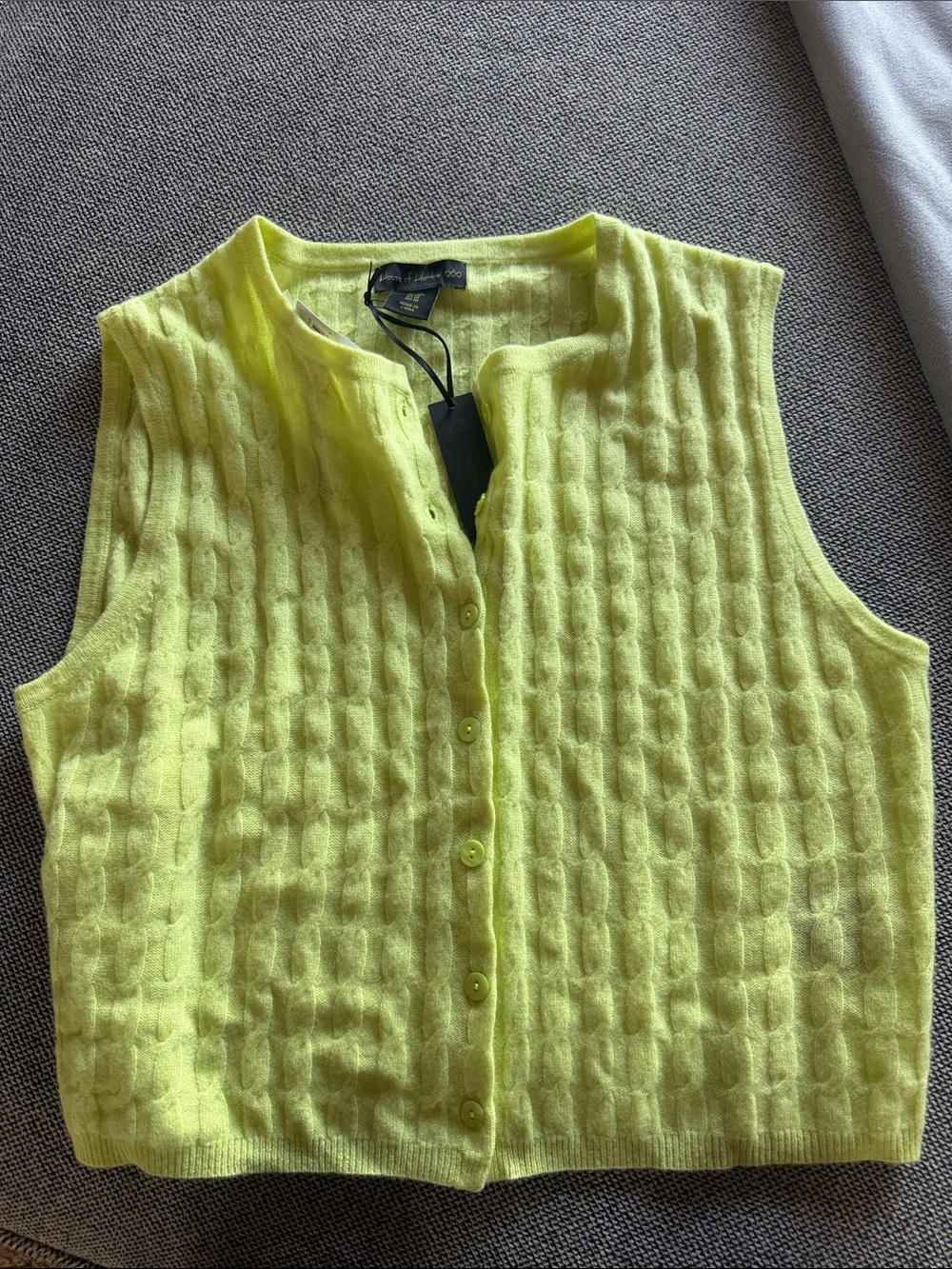 Cashmere House of Harlow 1960 Lime Green Cable Knit Button-Up Sleeveless top M